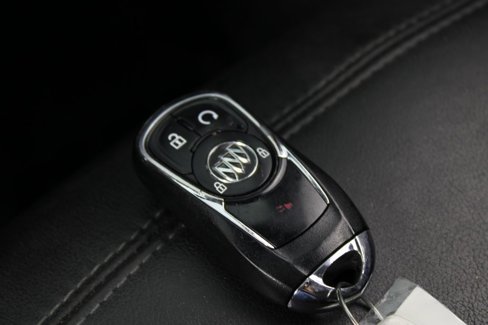 Used 2019 Buick Encore Essence image 25