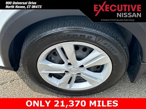 Certified 2023 Nissan Kicks S image 8