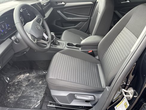 New 2025 Volkswagen Jetta S image 5