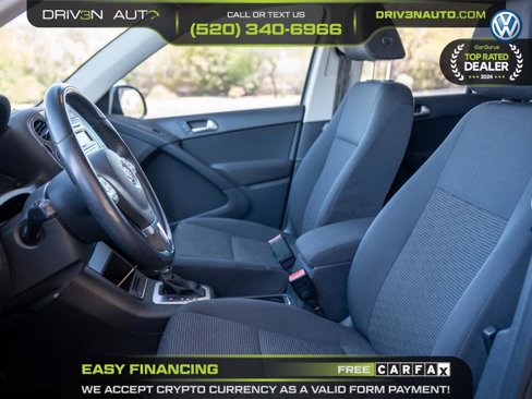 Used 2014 Volkswagen Tiguan S image 11