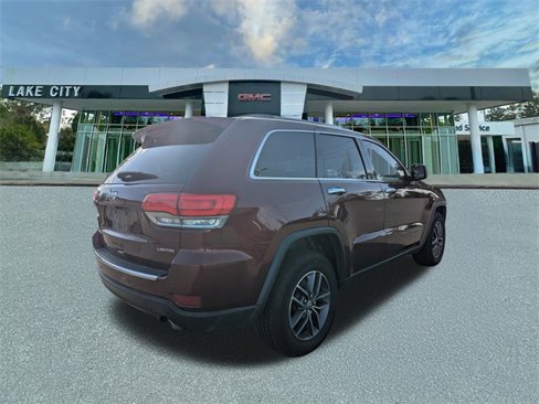 Used 2018 Jeep Grand Cherokee Limited image 3