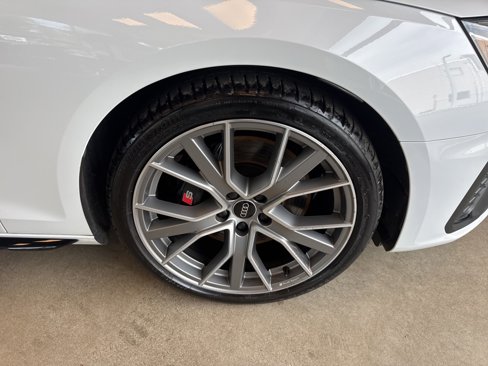Used 2023 Audi S4 Premium Plus w/ Premium Plus Package image 3