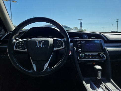 Used 2019 Honda Civic EX image 12