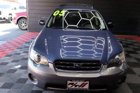 Used 2005 Subaru Outback 2.5i image 2