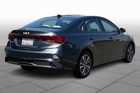 Used 2023 Kia Forte LXS image 12