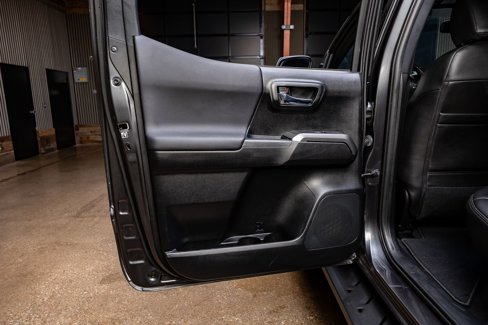 Used 2019 Toyota Tacoma TRD Sport image 37