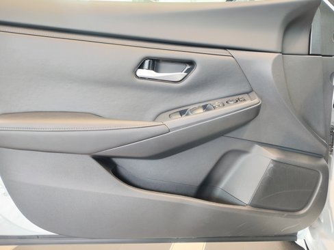 Used 2025 Nissan Sentra SV image 27