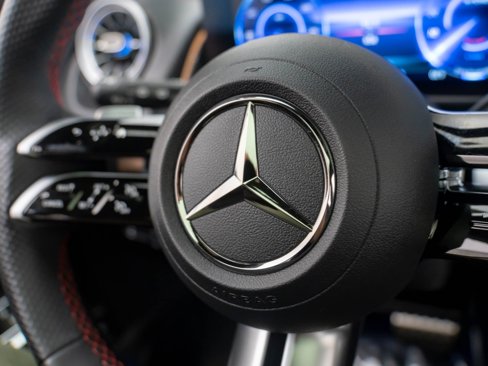 Certified 2024 Mercedes-Benz EQB 250+ image 24