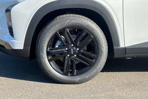 New 2025 Chevrolet Trax ACTIV w/ Sunroof Package image 35