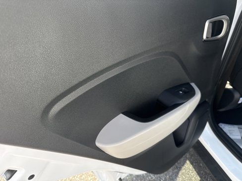 New 2025 Hyundai Venue SEL image 12