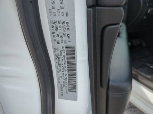 Used 2020 Jeep Grand Cherokee Altitude image 31