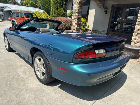 Used 2000 Chevrolet Camaro LT image 11