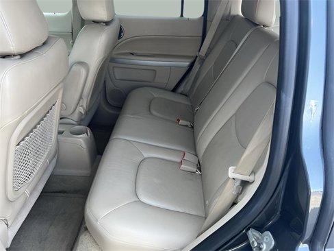 Used 2010 Chevrolet HHR LT w/ LT Preferred Equipment Group image 17