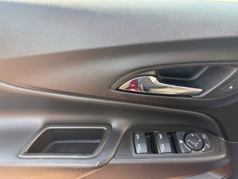 Certified 2023 Chevrolet Equinox LT image 10