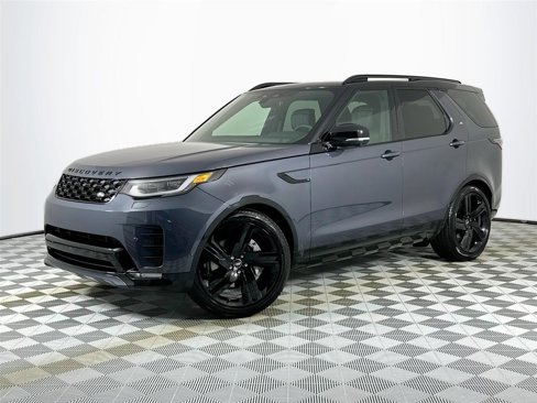 Certified 2025 Land Rover Discovery Dynamic SE image 1