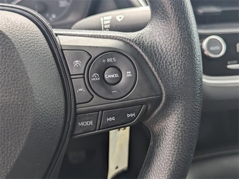 Used 2023 Toyota Corolla LE image 24