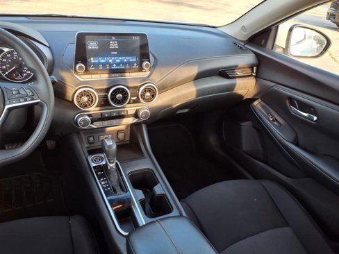 Used 2024 Nissan Sentra SV image 11