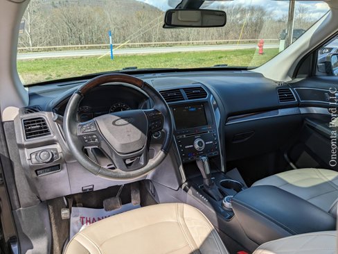 Used 2018 Ford Explorer Platinum image 19