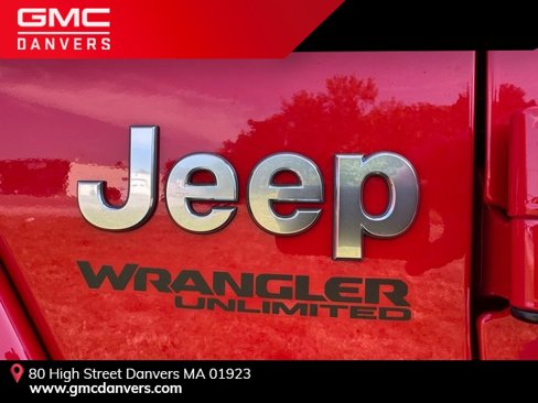 Used 2018 Jeep Wrangler Unlimited Sahara w/ Cold Weather Group image 10