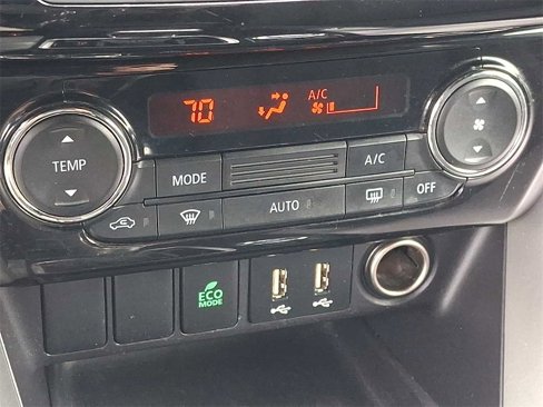 Used 2022 Mitsubishi Eclipse Cross LE image 15