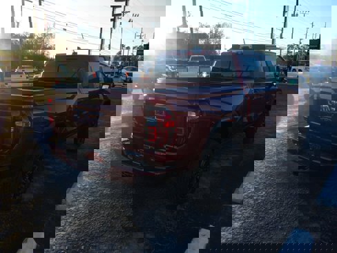 New 2025 GMC Canyon Elevation w/ Convenience Package image 2
