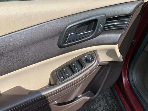 Used 2016 Chevrolet Malibu LT image 13