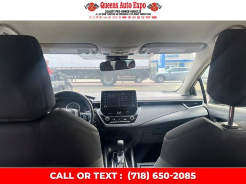 Used 2020 Toyota Corolla LE image 18