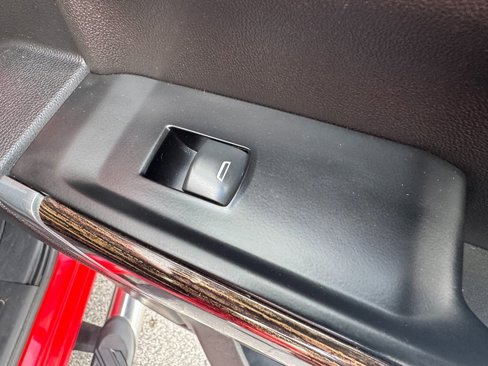 Used 2019 GMC Sierra 1500 SLE image 32