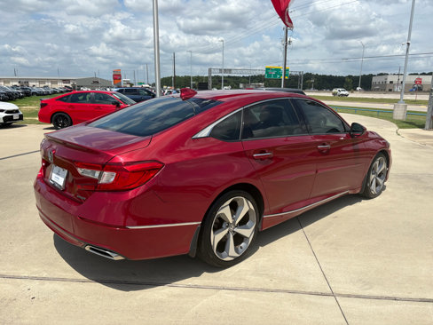 Certified 2018 Honda Accord Touring image 6