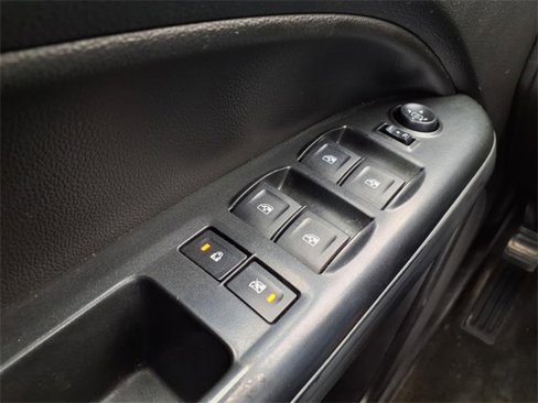 Used 2018 Chevrolet Colorado LT image 7
