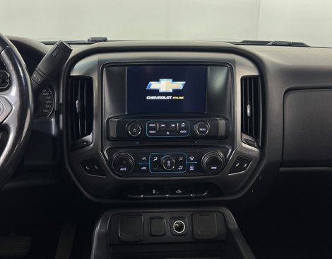 Used 2018 Chevrolet Silverado 1500 LT w/ Texas Edition image 11
