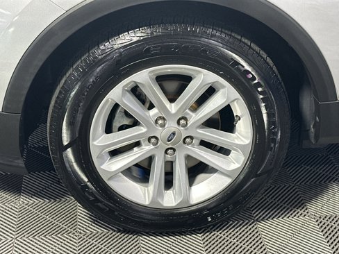 Used 2016 Ford Explorer FWD image 12