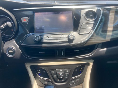 Used 2020 Buick Envision Preferred image 25