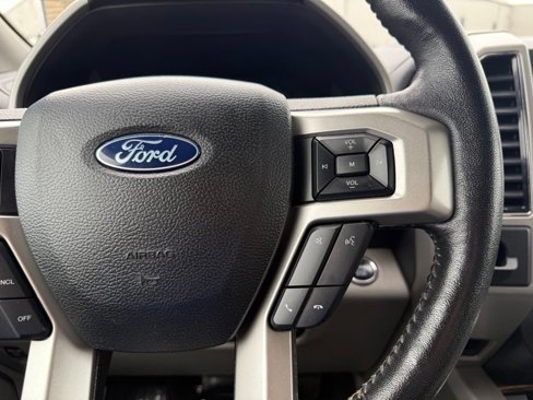 Used 2020 Ford F150 Lariat image 25