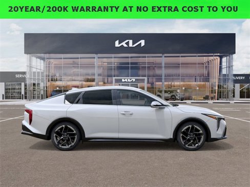 New 2025 Kia K4 GT-Line image 7