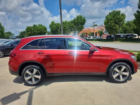 Certified 2022 Mercedes-Benz GLC 300 4MATIC image 2