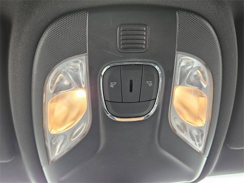 Used 2024 Jeep Compass Limited image 27