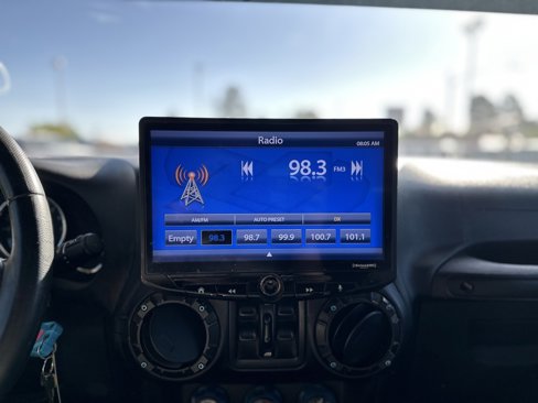Used 2018 Jeep Wrangler Unlimited Sport S image 7
