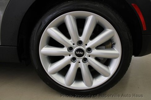 Used 2015 MINI Cooper 4-Door Hardtop image 14