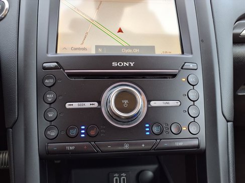 Used 2020 Ford Fusion Titanium image 18