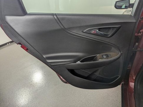 Used 2017 Chevrolet Malibu Premier w/ Driver Confidence Package image 15