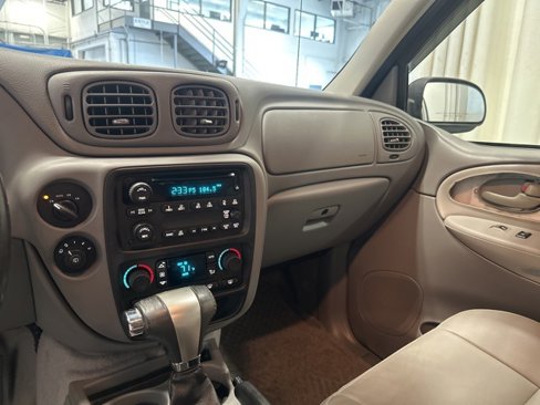 Used 2008 Chevrolet TrailBlazer LT w/ Sun And Sound Package image 20