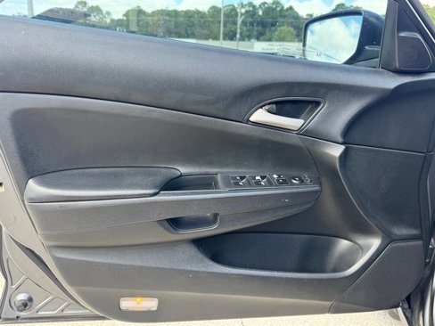 Used 2012 Honda Accord LX image 12