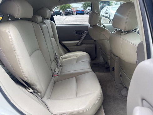 Used 2004 INFINITI FX35 AWD w/ Touring Pkg image 11