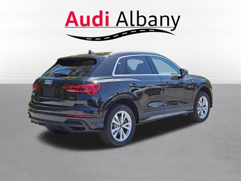 New 2025 Audi Q3 2.0T Premium image 4