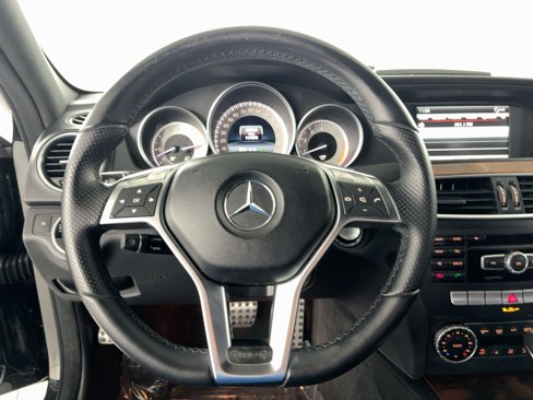 Used 2014 Mercedes-Benz C 250 Sedan image 18
