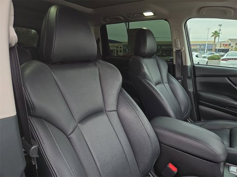 Used 2022 Subaru Ascent Limited w/ Technology Package image 10