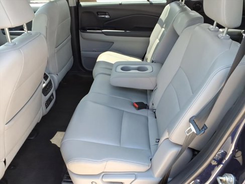 Used 2017 Honda Pilot Touring image 13