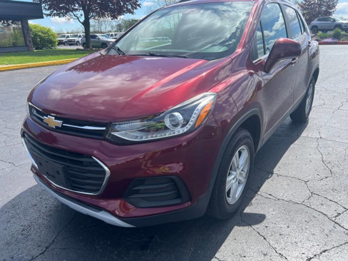 Used 2017 Chevrolet Trax LT w/ LT Convenience Package image 8