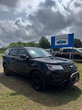 Used 2017 Ford Explorer 4WD image 1